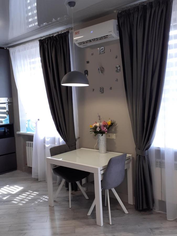 Lux apartment на центральном проспекте, Smart TV, кофемашина Кривой Рог Экстерьер фото