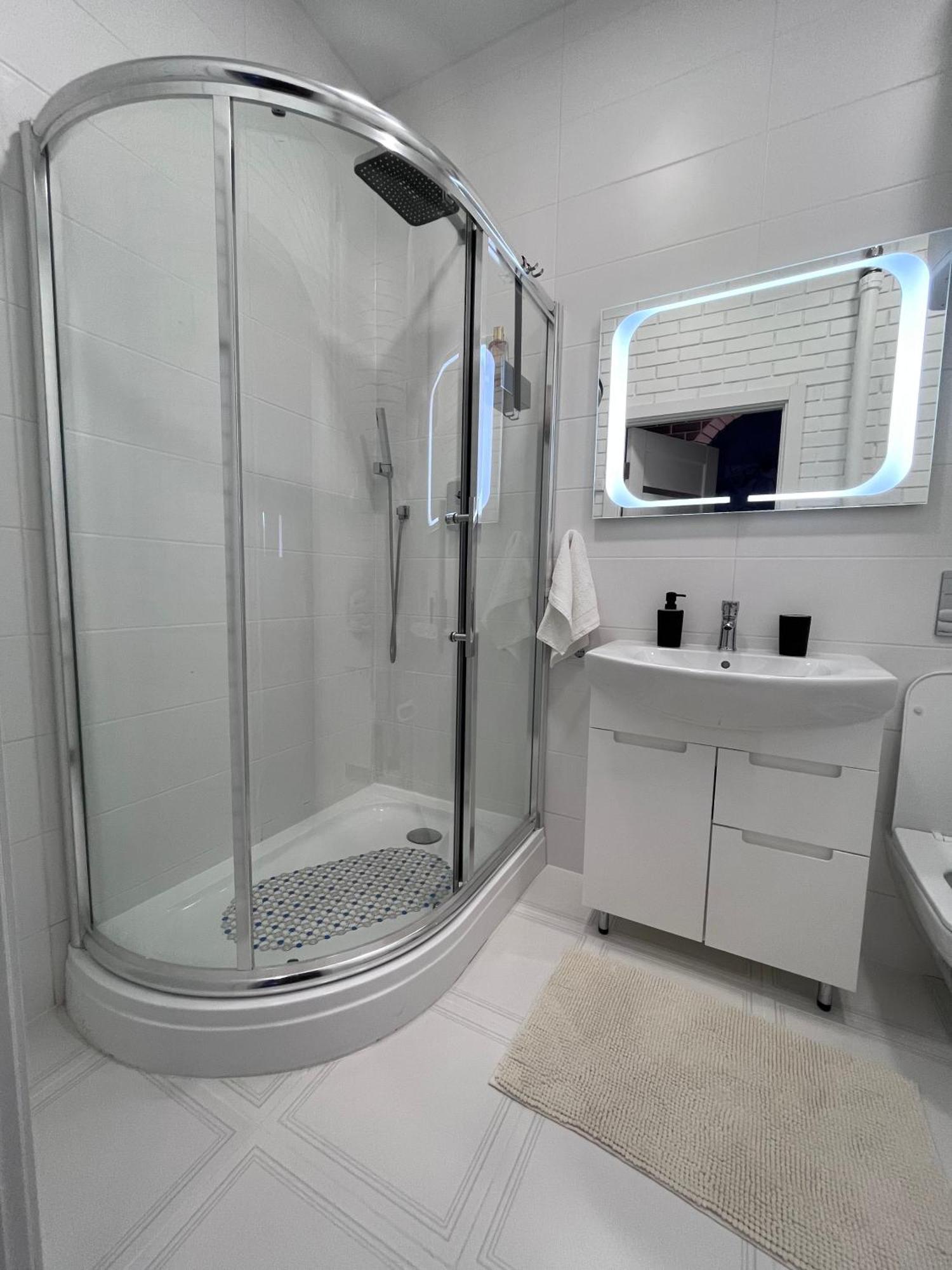 Lux apartment на центральном проспекте, Smart TV, кофемашина Кривой Рог Экстерьер фото