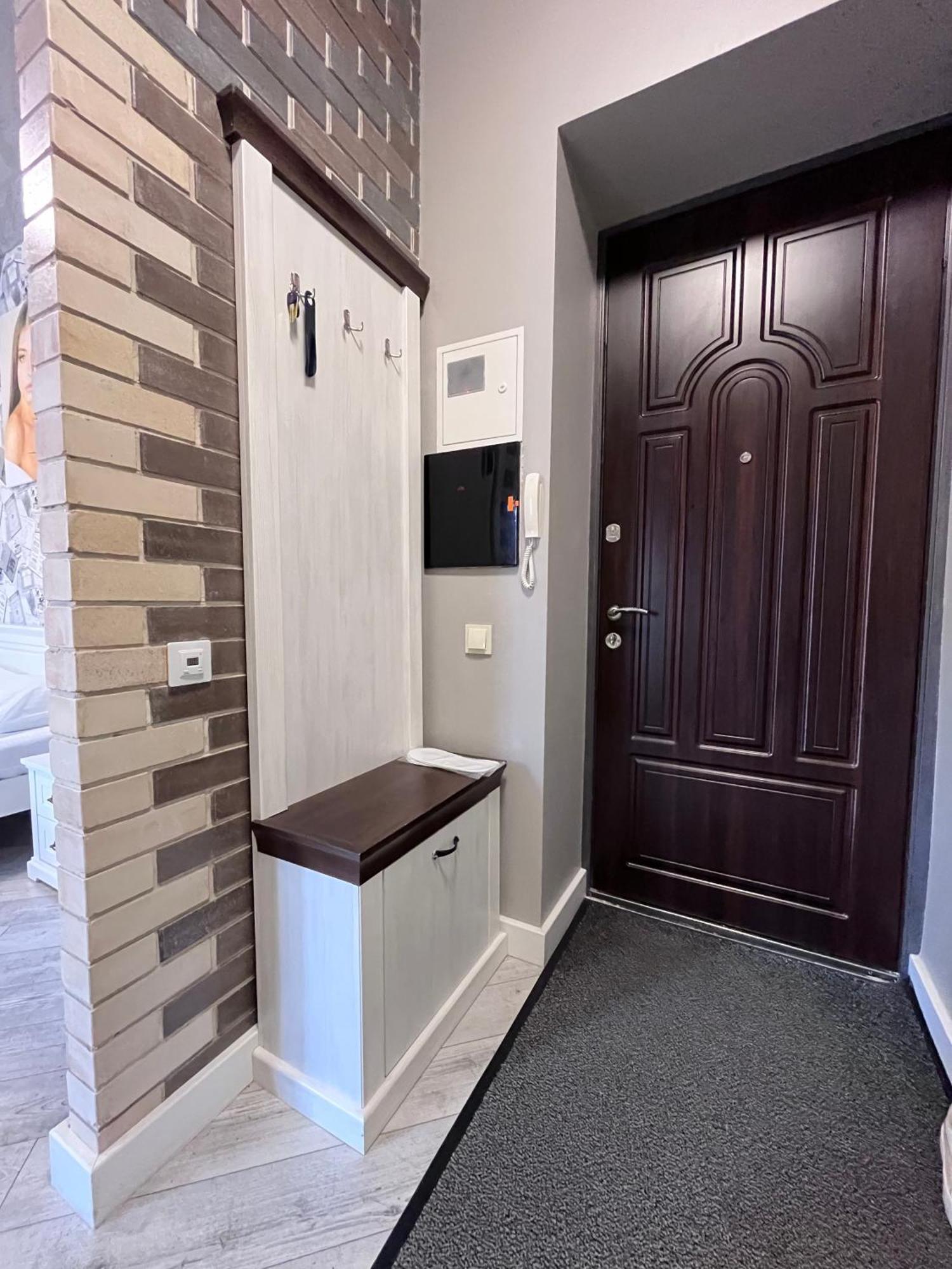Lux apartment на центральном проспекте, Smart TV, кофемашина Кривой Рог Экстерьер фото