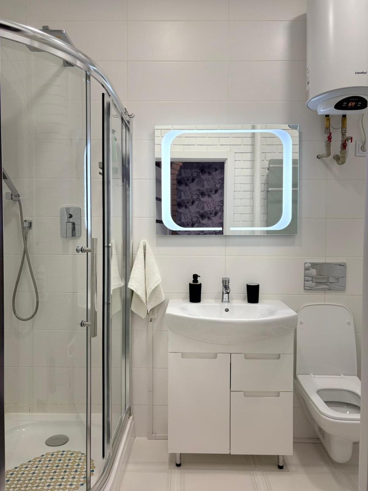Lux apartment на центральном проспекте, Smart TV, кофемашина Кривой Рог Экстерьер фото