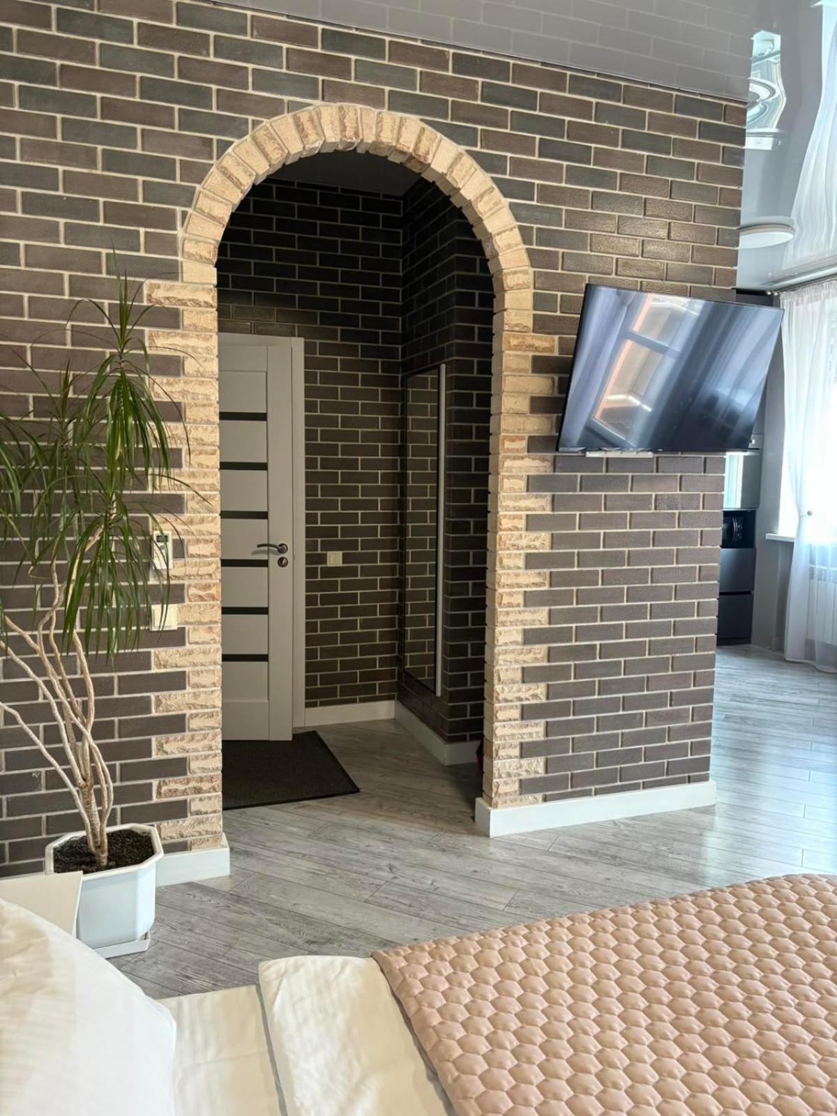 Lux apartment на центральном проспекте, Smart TV, кофемашина Кривой Рог Экстерьер фото