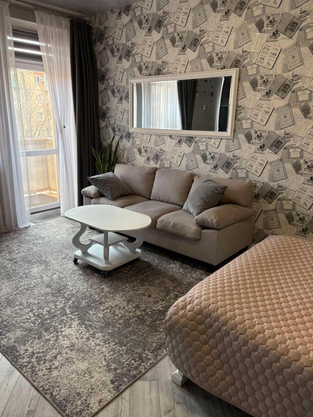 Lux apartment на центральном проспекте, Smart TV, кофемашина Кривой Рог Экстерьер фото